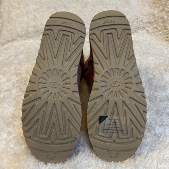 UGG boots - Picture 4 of 13